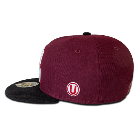 Gorra Guinda C/ Negro "garra Crema" Spezial 6