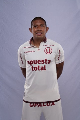Edison Flores, dorsal 19