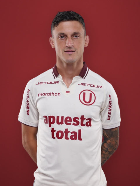 Héctor Fértoli, dorsal 8